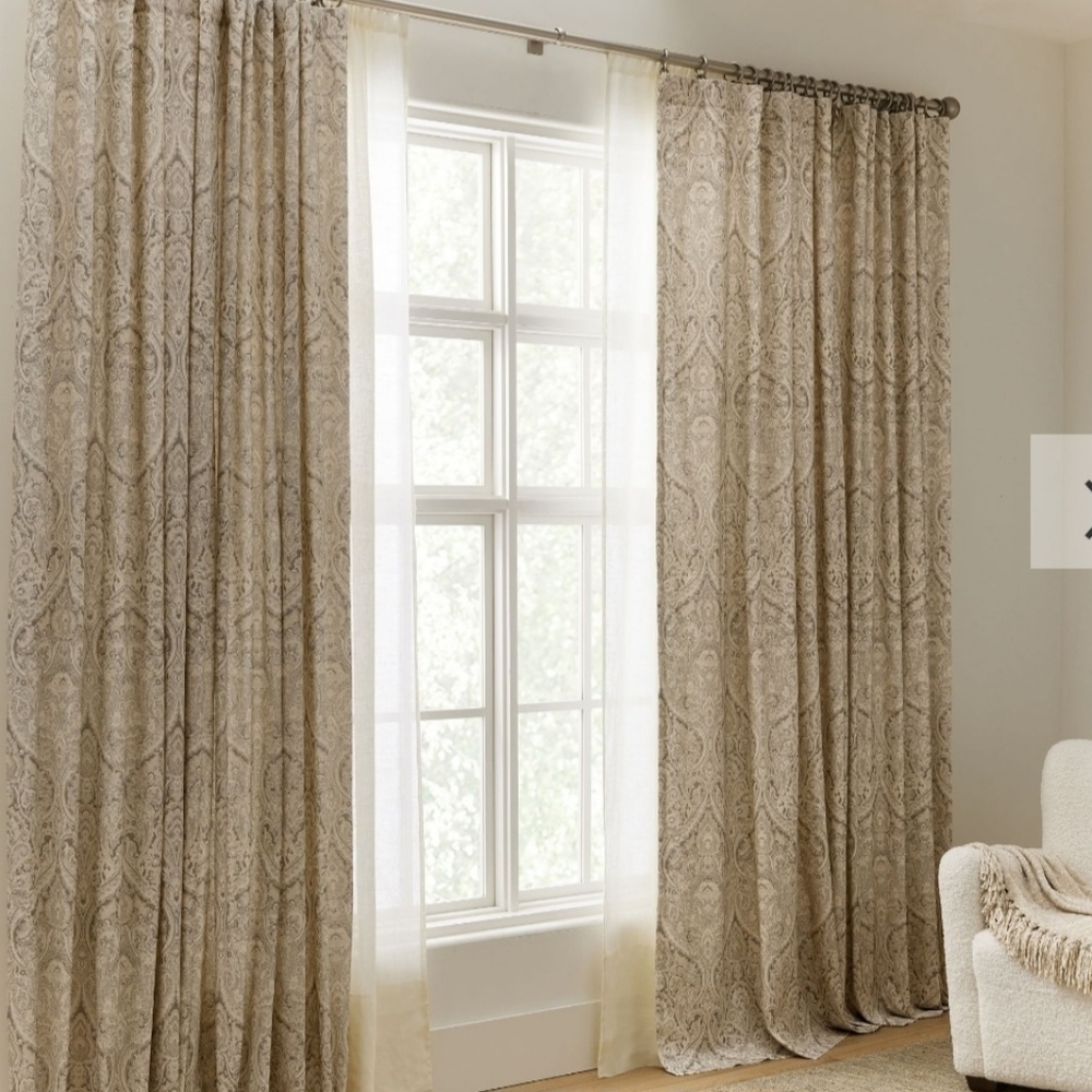 Pottery Barn Mackenna Paisley Printed Blackout Curtain 50x96 Taupe - Picture 1 of 6